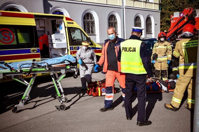  Rawianka potrąciła rowerzystę w centrum Skierniewic 