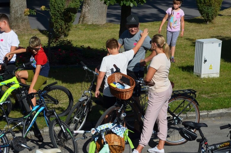  Rodzinna przygoda na dwóch kółkach  