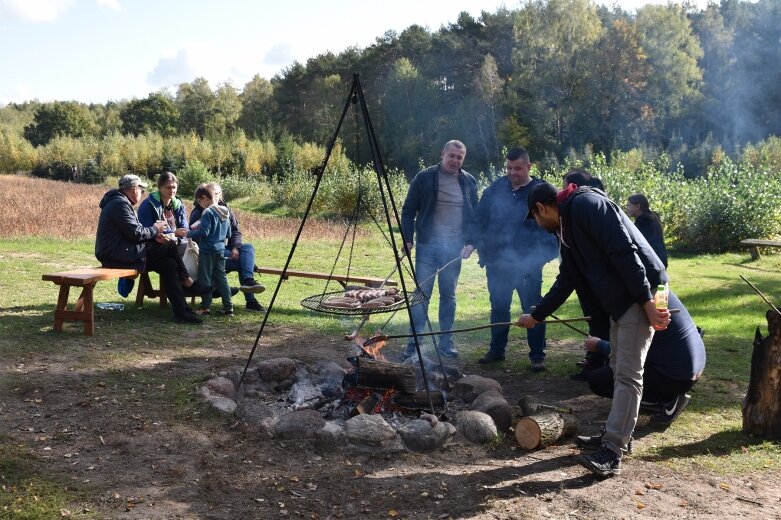  Rodzinny piknik w Głuchowie pod hasłem PRZEMOC TO NIE SUPERMOC  