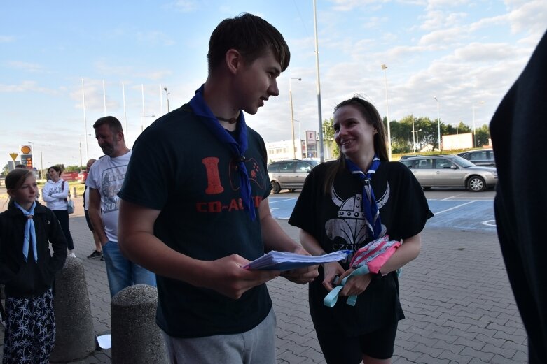  Ruszyli. Niemal 200 zuchów i harcerzy wyjechało na wakacje 