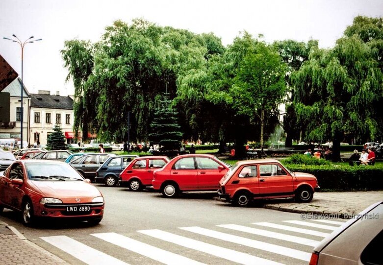  Rynek w Skierniewicach znów w zieleni? Cuda się zdarzają [ZOBACZ ARCHIWALNE ZDJĘCIA] 