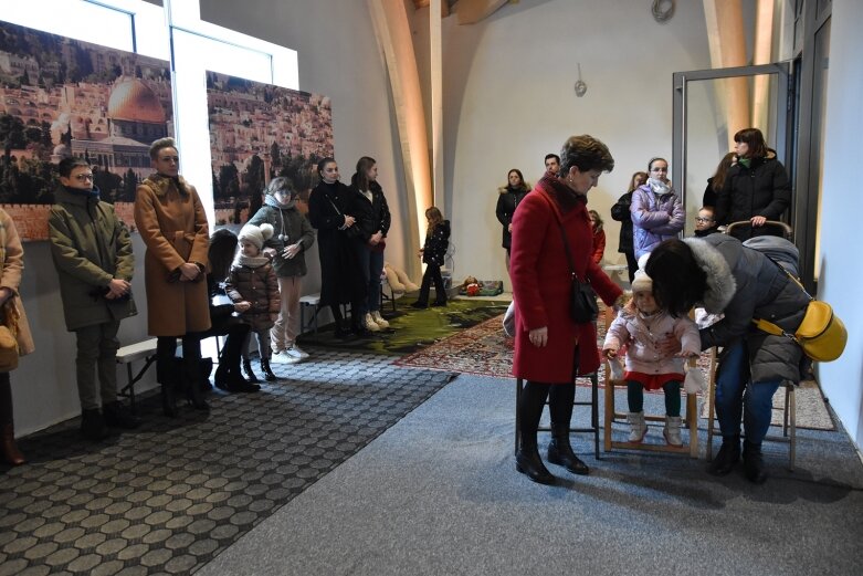  Sala zabaw dla dzieci w kościele 