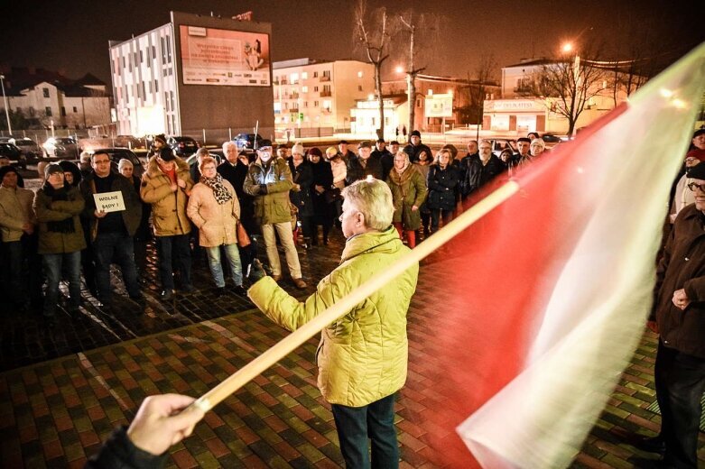  Skierniewice: w obronie wolnych sądów 