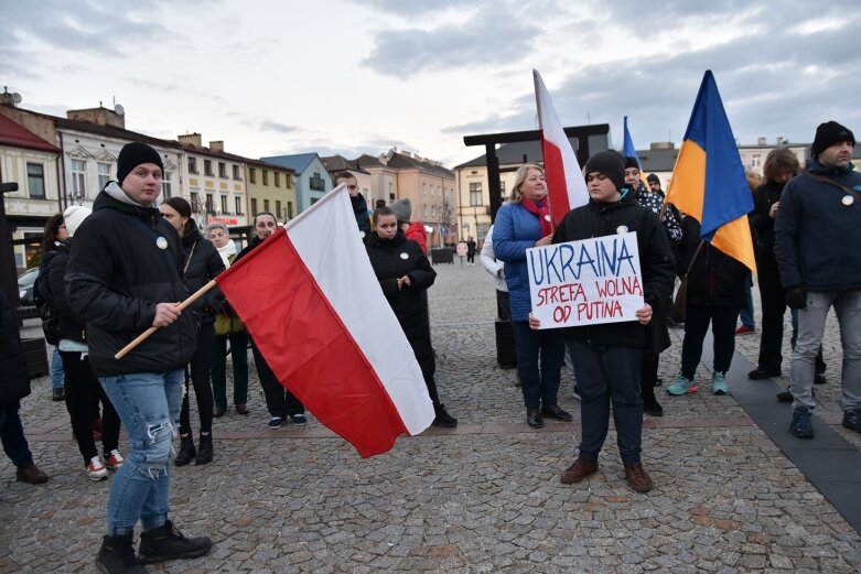  Skierniewiczanie solidarni z Ukrainą. Rusza pomoc 