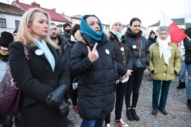  Skierniewiczanie solidarni z Ukrainą. Rusza pomoc 