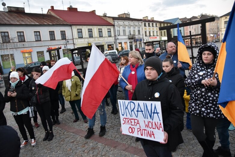  Skierniewiczanie solidarni z Ukrainą. Rusza pomoc 