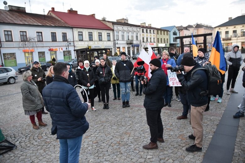  Skierniewiczanie solidarni z Ukrainą. Rusza pomoc 