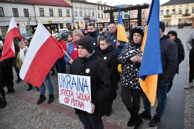  Skierniewiczanie solidarni z Ukrainą. Rusza pomoc 