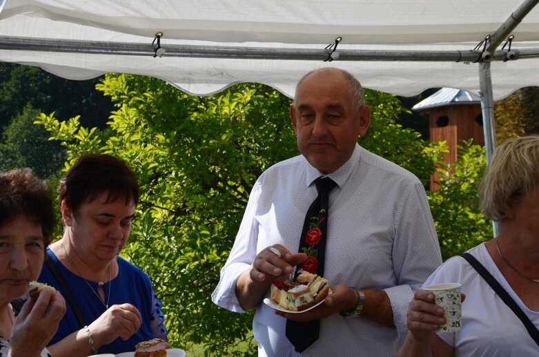 Słoneczna niedziela w dożynkowym klimacie