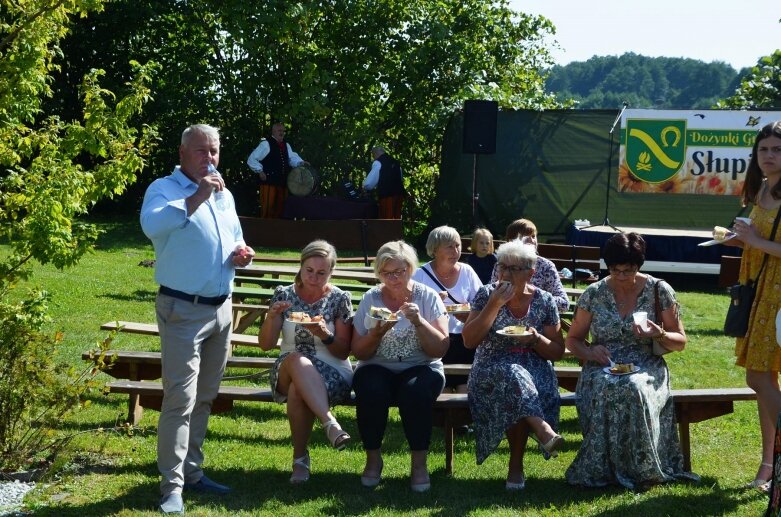  Słoneczna niedziela w dożynkowym klimacie 