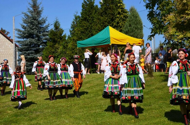  Słoneczna niedziela w dożynkowym klimacie 