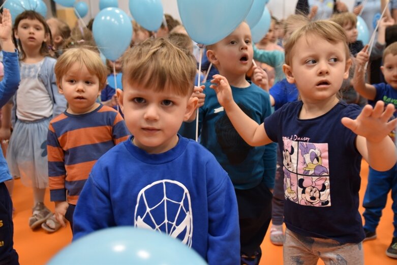  Solidarni z rówieśnikami zmagającymi się z autyzmem 