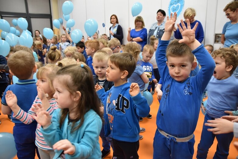  Solidarni z rówieśnikami zmagającymi się z autyzmem 