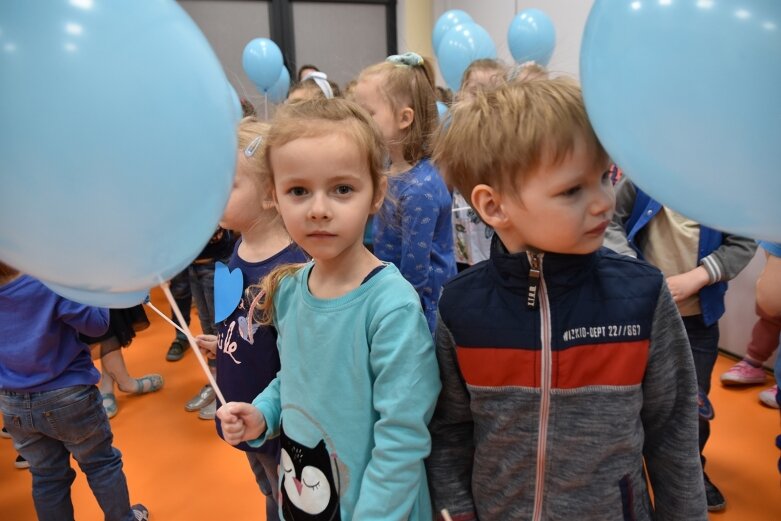  Solidarni z rówieśnikami zmagającymi się z autyzmem 