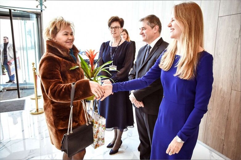  Spółka JHM w nowej siedzibie 