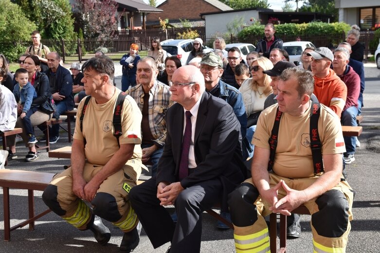  Strażacy z Woli Makowskiej uczą ratować życie 