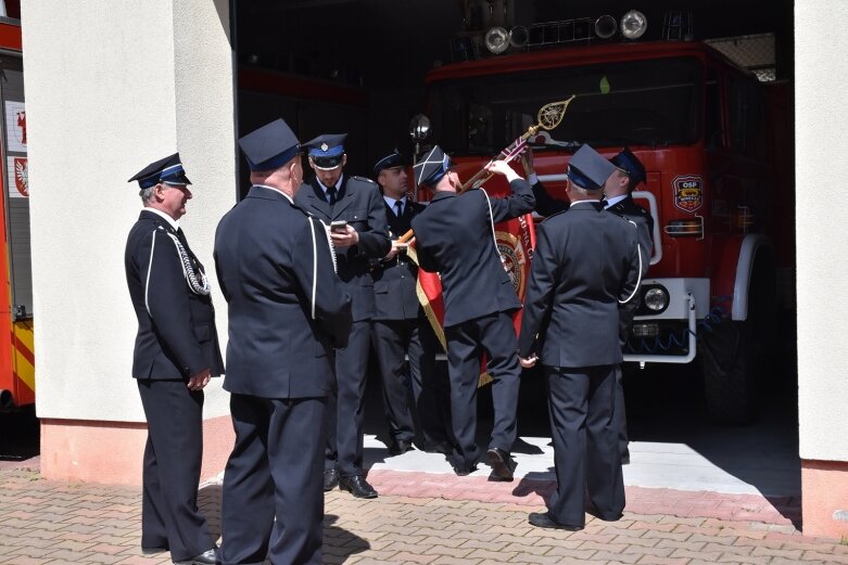  Strażnicy we Wręczy strzeże Święty Florian 