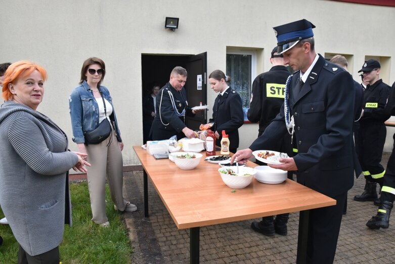  Strażnicy we Wręczy strzeże Święty Florian 