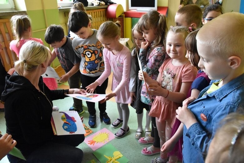  Struś Toto został maskotką Garnizonek 