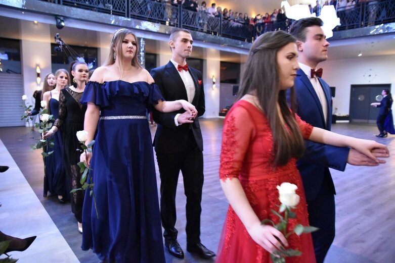  Studniówka młodzieży LO im. B. Prusa w Skierniewicach 