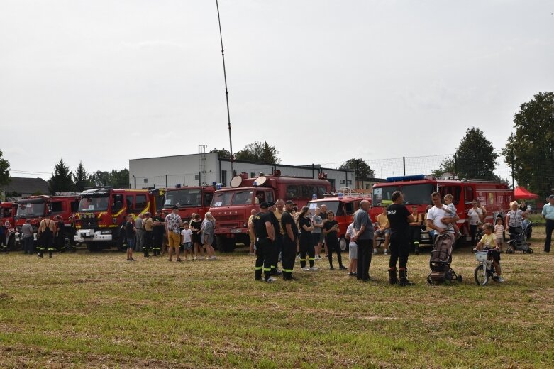  Sukces I Zlotu Pojazdów Pożarniczych 