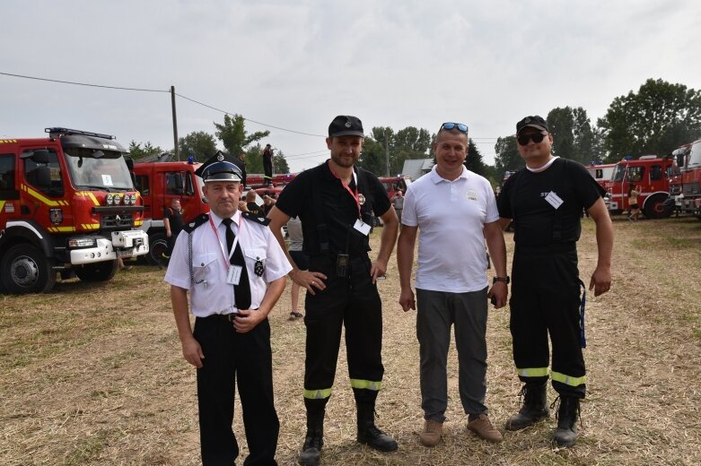  Sukces I Zlotu Pojazdów Pożarniczych 