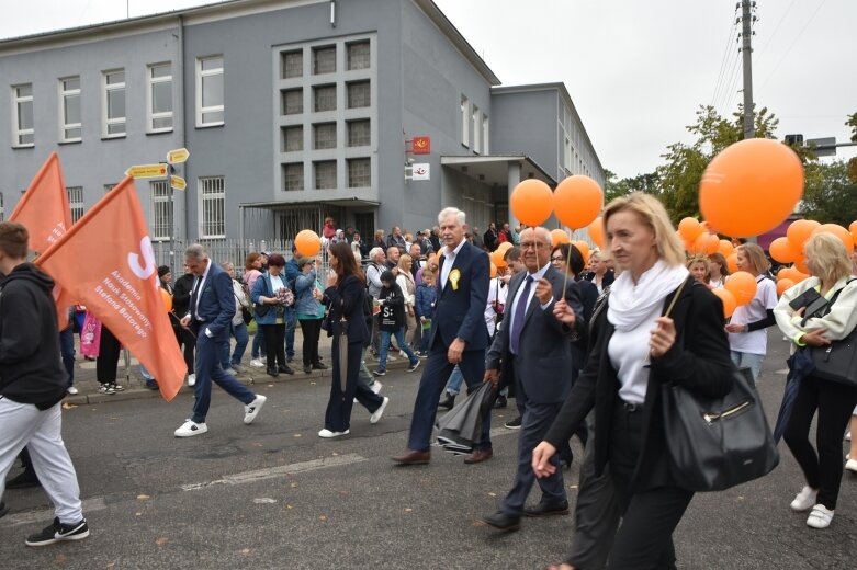  Świąteczna parada przeszła zupełnie nową trasą 