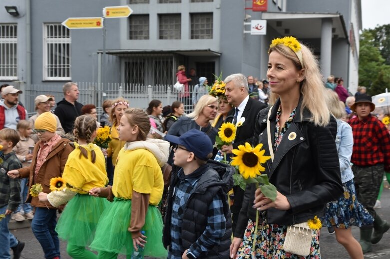  Świąteczna parada przeszła zupełnie nową trasą 