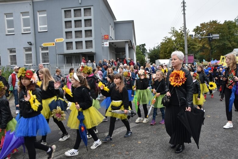  Świąteczna parada przeszła zupełnie nową trasą 