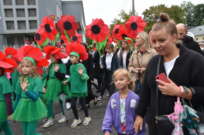  Świąteczna parada przeszła zupełnie nową trasą 