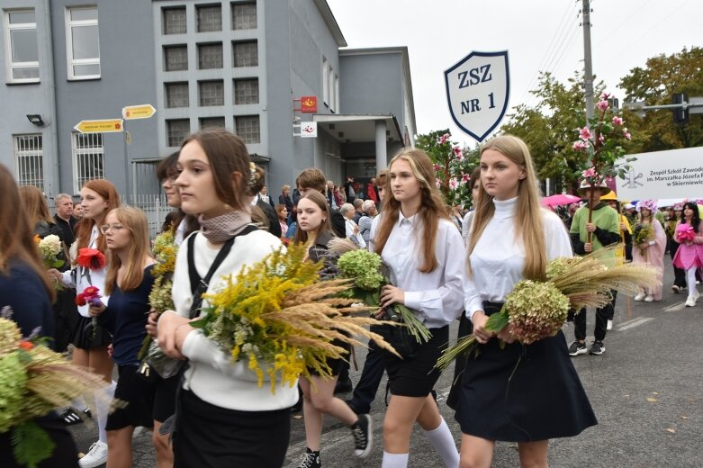  Świąteczna parada przeszła zupełnie nową trasą 