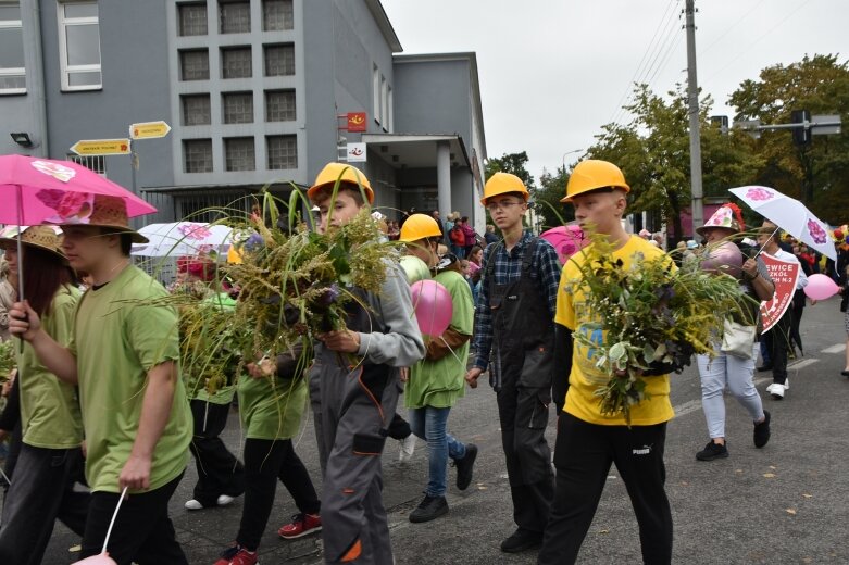  Świąteczna parada przeszła zupełnie nową trasą 