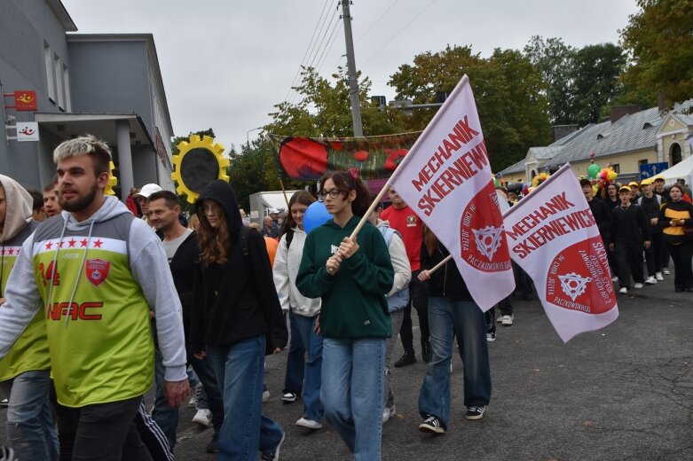  Świąteczna parada przeszła zupełnie nową trasą 