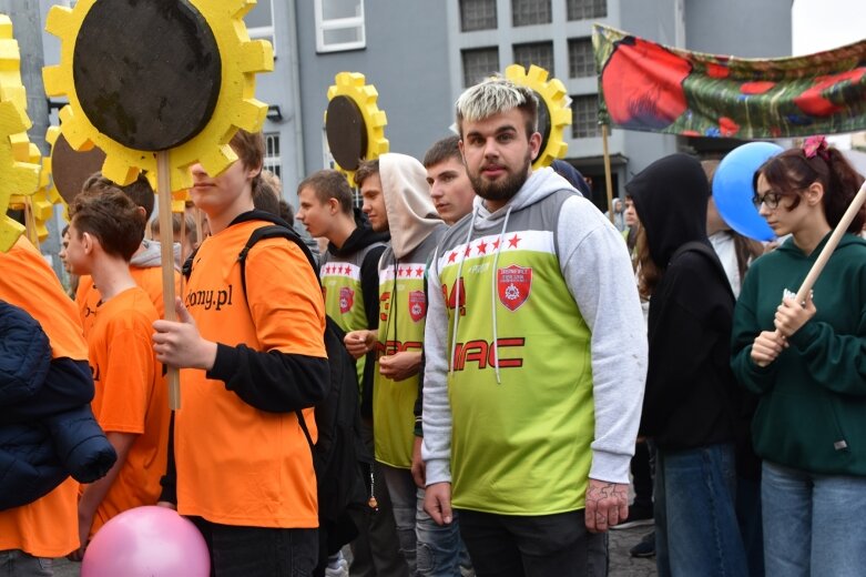  Świąteczna parada przeszła zupełnie nową trasą 