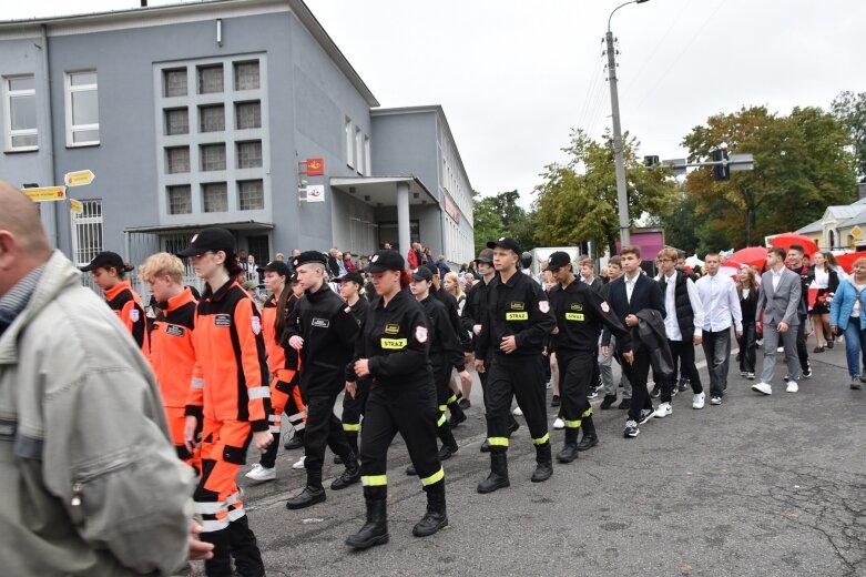  Świąteczna parada przeszła zupełnie nową trasą 