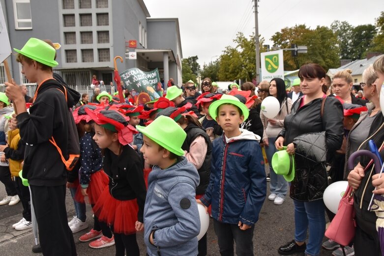  Świąteczna parada przeszła zupełnie nową trasą 