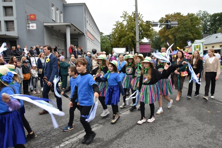  Świąteczna parada przeszła zupełnie nową trasą 