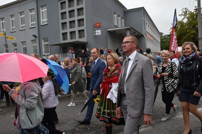  Świąteczna parada przeszła zupełnie nową trasą 