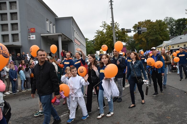  Świąteczna parada przeszła zupełnie nową trasą 