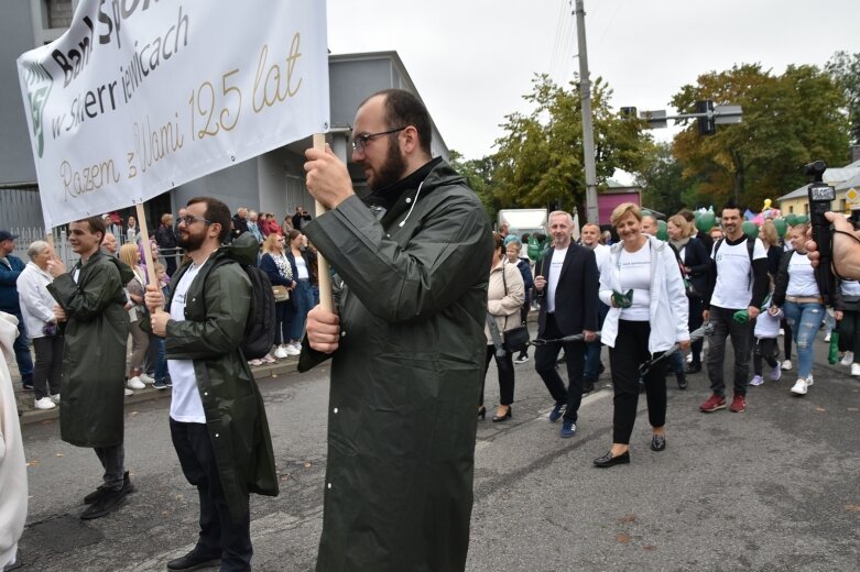  Świąteczna parada przeszła zupełnie nową trasą 