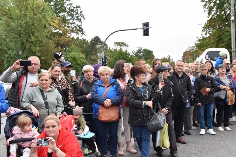  Świąteczna parada przeszła zupełnie nową trasą 