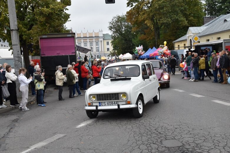  Świąteczna parada przeszła zupełnie nową trasą 