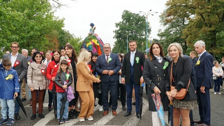  Świąteczna parada przeszła zupełnie nową trasą 