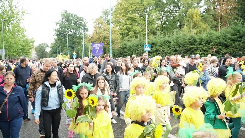  Świąteczna parada przeszła zupełnie nową trasą 