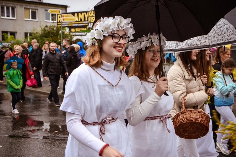  Święto kwiatów 2021: Parada (ZDJĘCIA) 