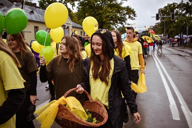  Święto kwiatów 2021: Parada (ZDJĘCIA) 