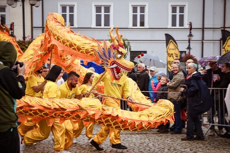  Święto kwiatów 2021: Parada (ZDJĘCIA) 