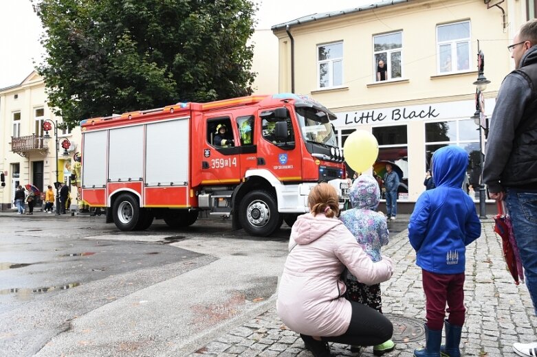  Święto kwiatów 2021: Parada (ZDJĘCIA) 