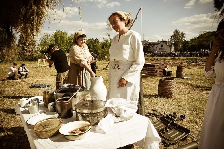  Święto Wojska Polskiego w Skierniewicach – rekonstrukcja historyczna 