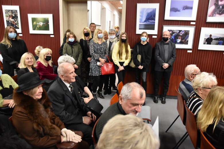  Sztuka łączy pokolenia. Portret i styl w muzeum 